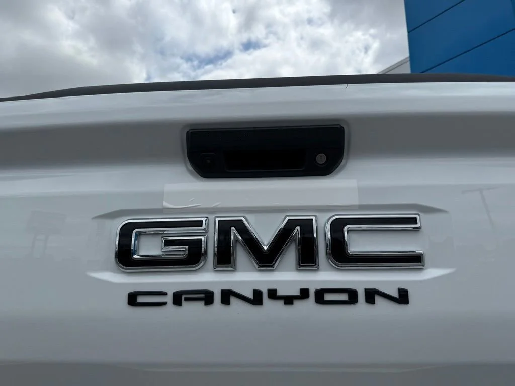 New 2026 Summit White GMC Elevation image 10