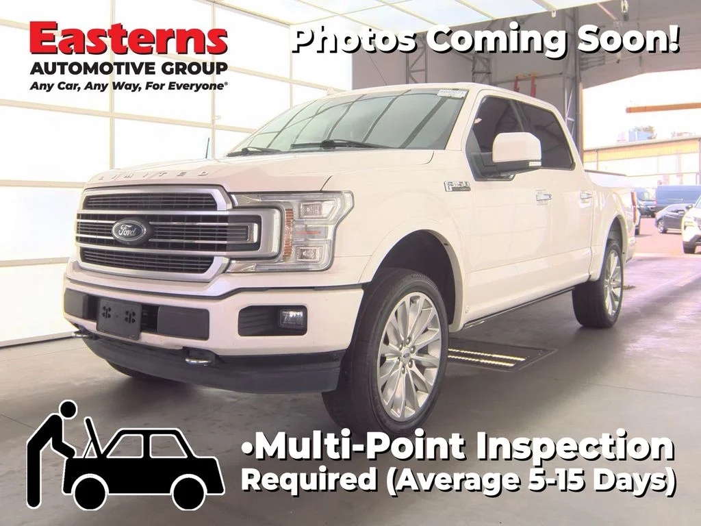 Used 2018 White Ford Limited image 1