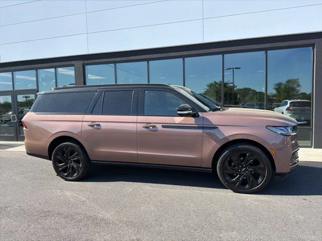 Used 2025 Brown Lincoln Black Label image 2
