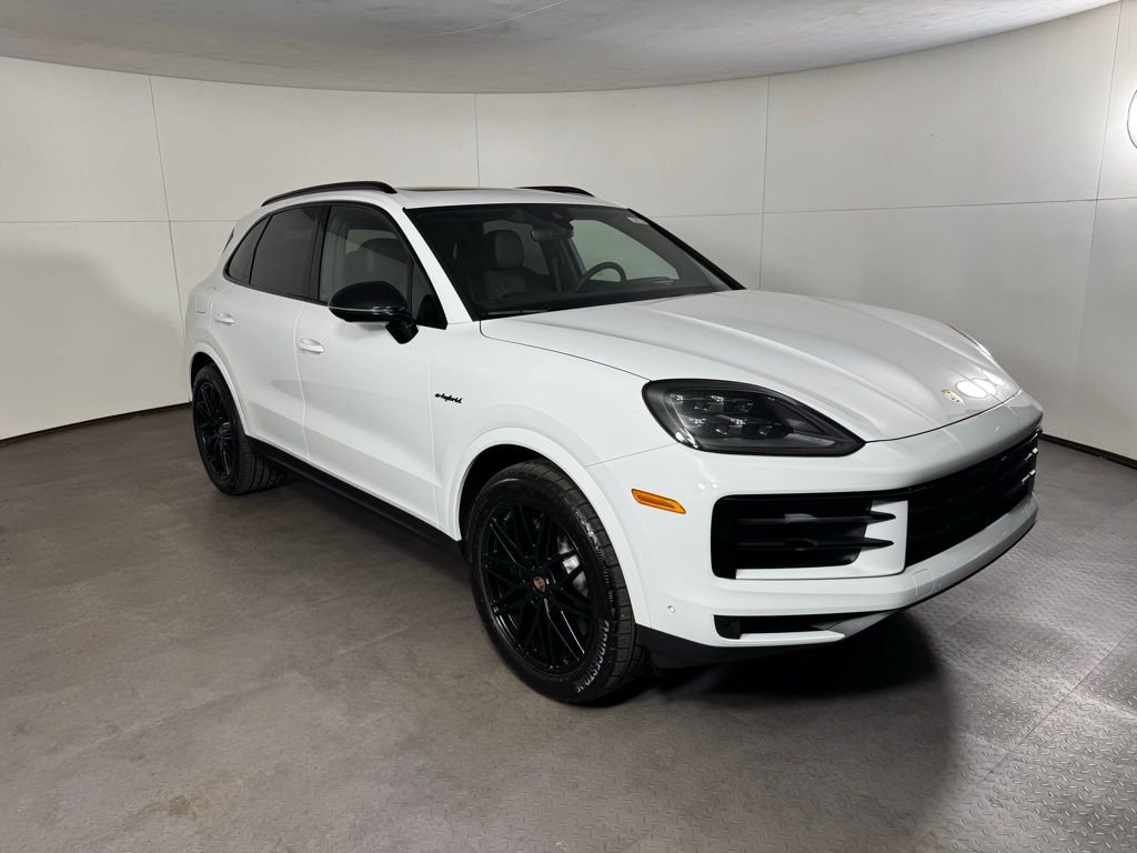 2025 Porsche Cayenne E-Hybrid - Photo 9