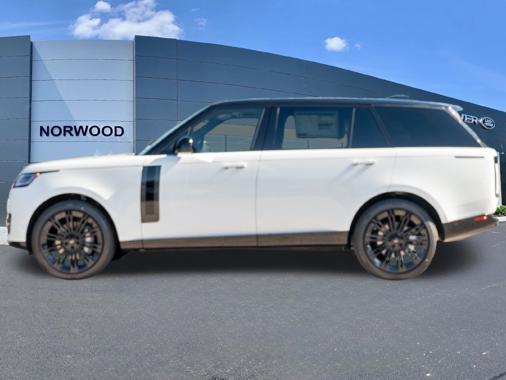 New 2027 Fuji White LAND ROVER  image 7