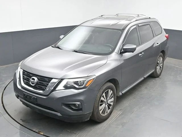 Used 2019 Gun Metallic Nissan SL image 15