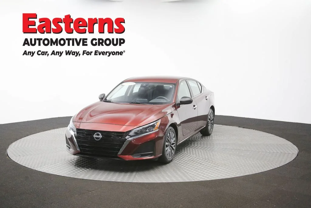 Used 2025 Red Nissan 2.5 SV image 50