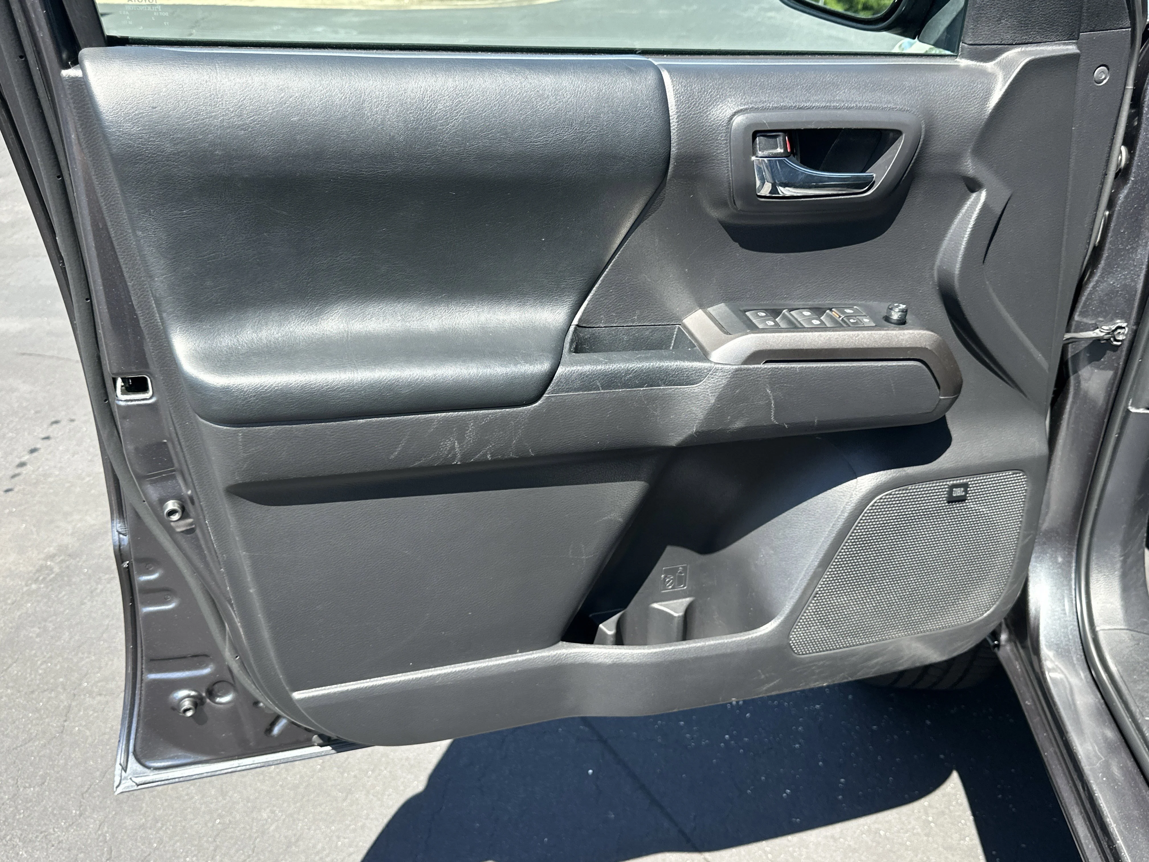 Used 2022 Magnetic Gray Metallic Toyota Limited image 9