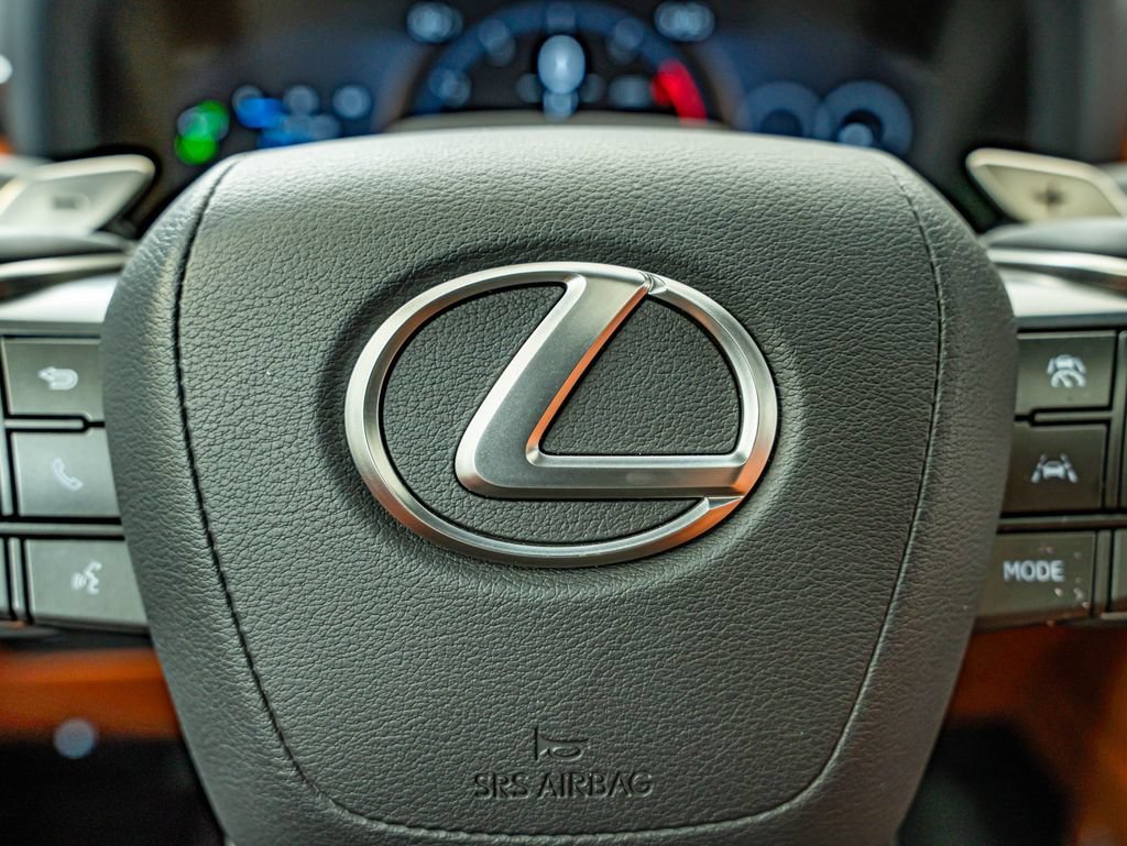 New 2025 Nori Green Pearl Lexus 700h Ultra Luxury image 23