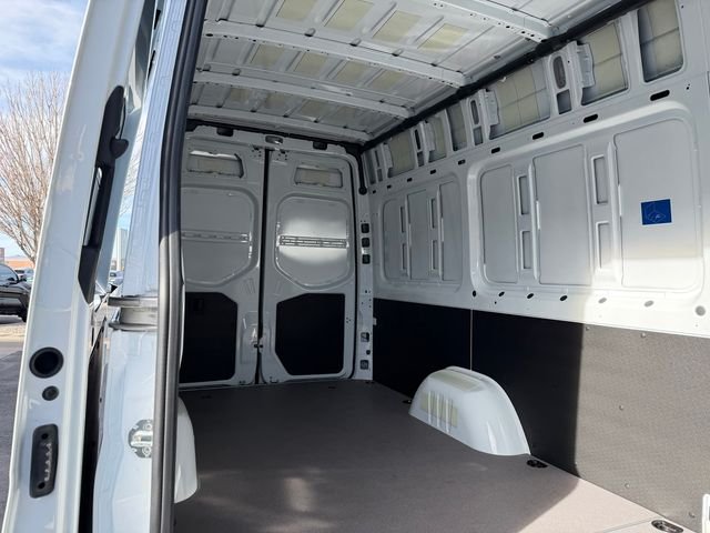 New 2026 Arctic White Mercedes-Benz Cargo 170 WB image 23
