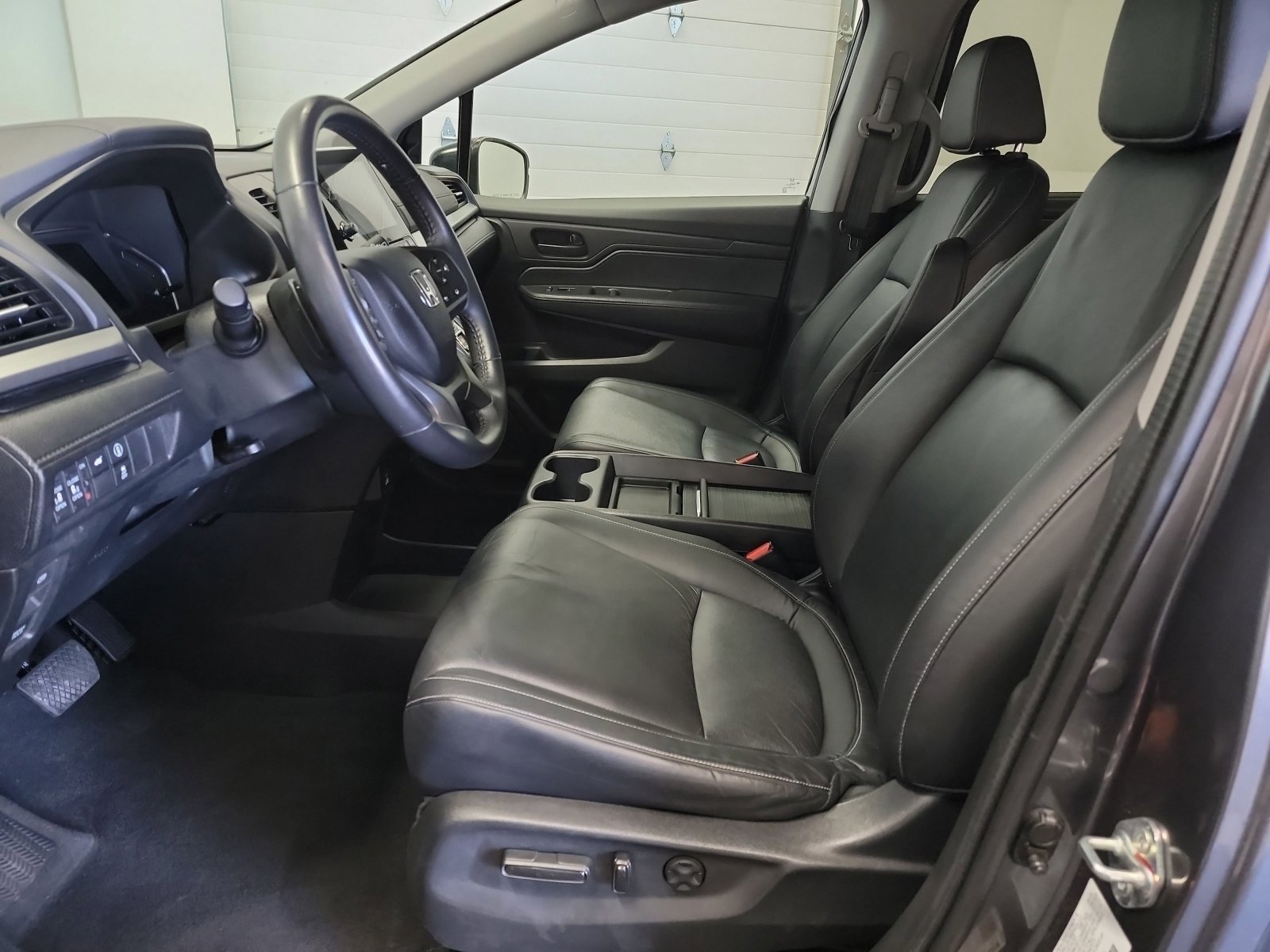 2024 Honda Odyssey EX-L - Photo 42