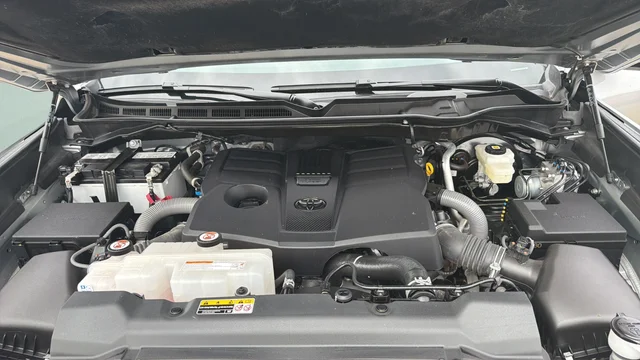 Certified Used 2025 Silver Toyota Platinum image 35