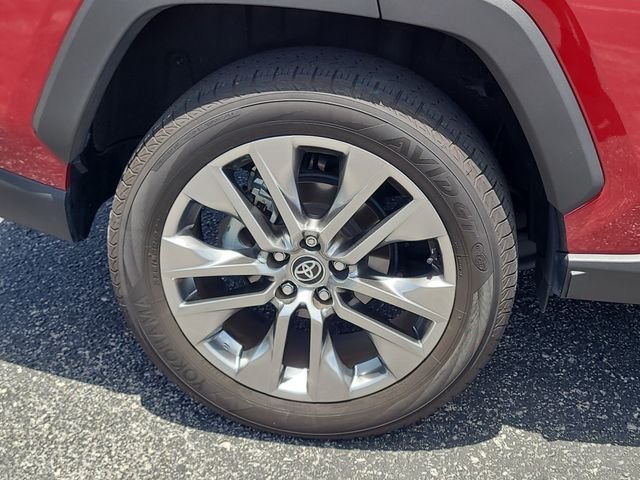Used 2023 Red Toyota XLE Premium image 7