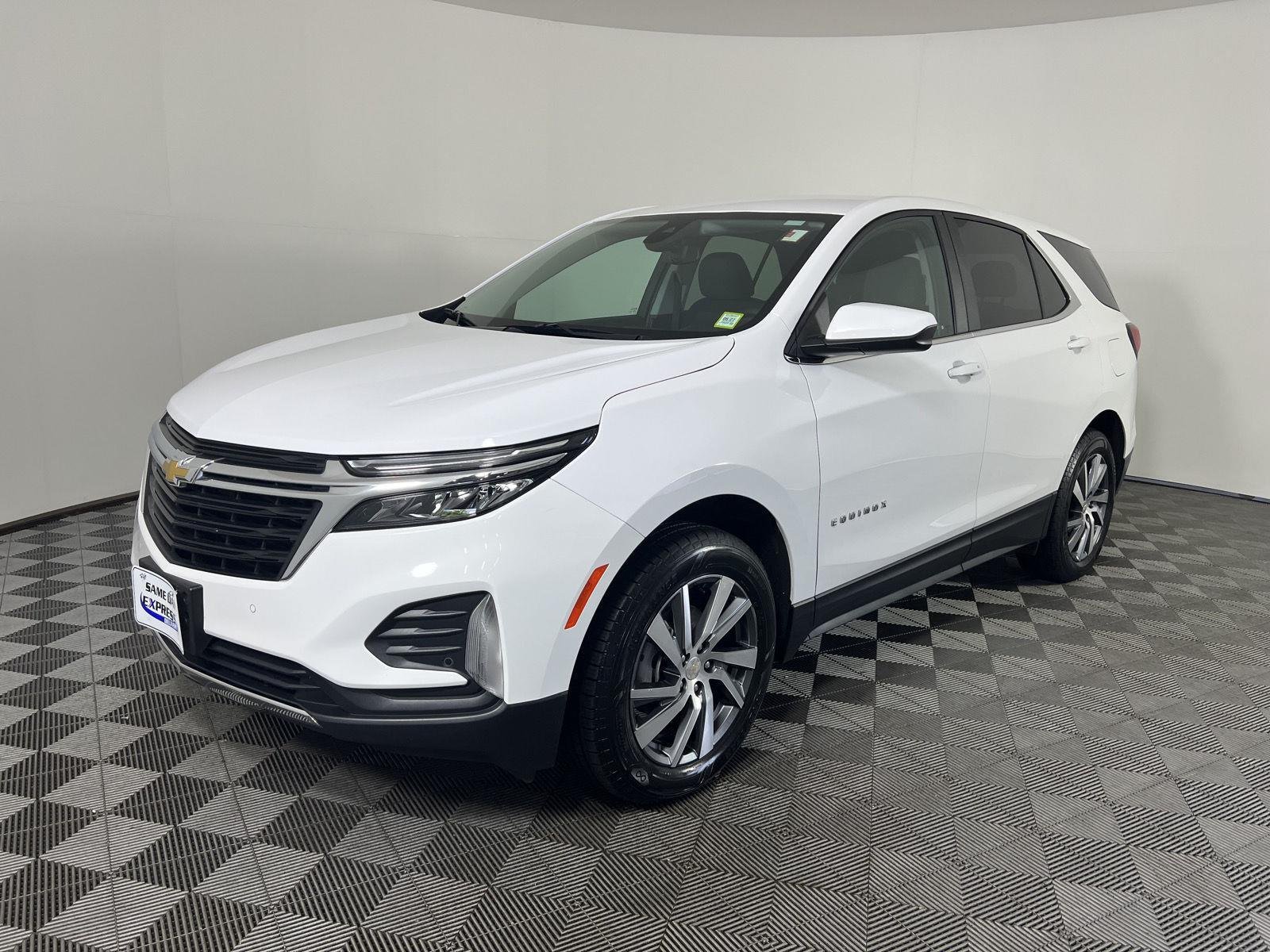Used 2024 Summit White Chevrolet LT image 29