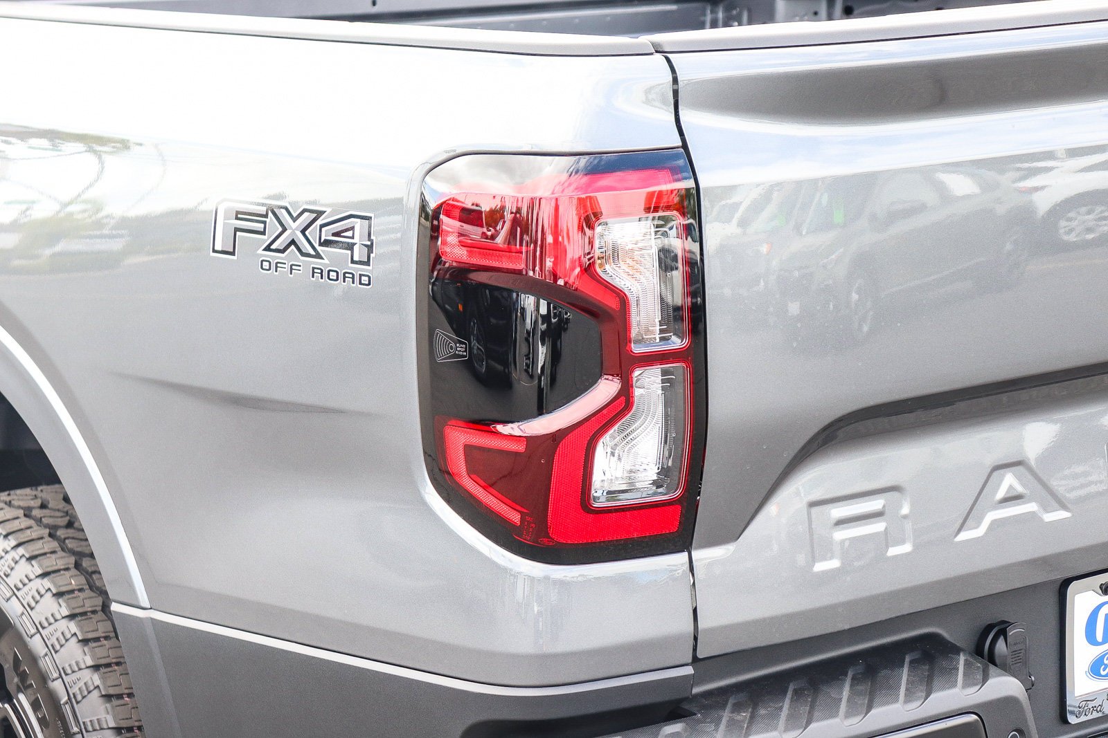 New 2026 Carbonized Gray Metallic Ford XLT image 8