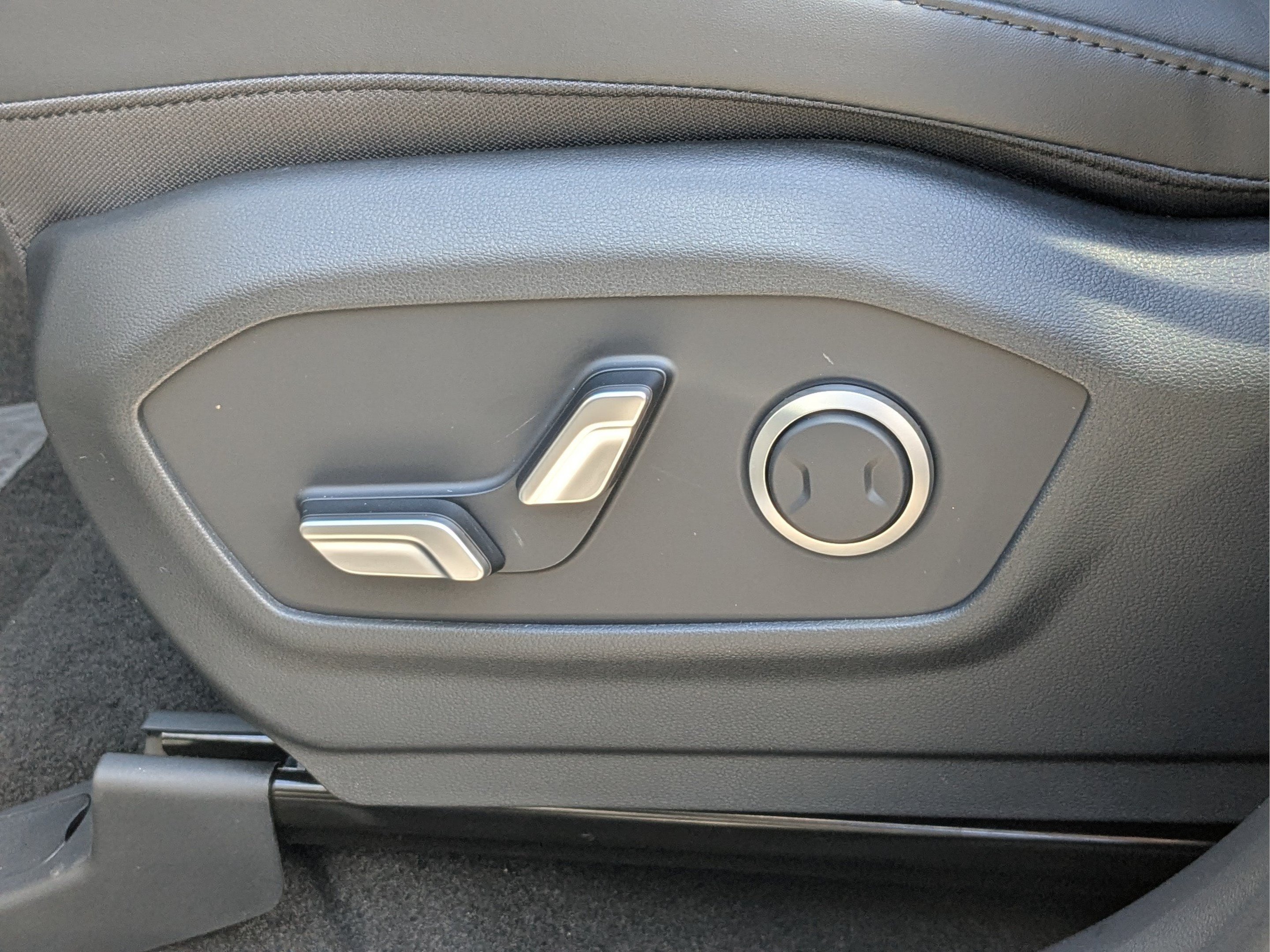 New 2027 Ecotronic Gray Hyundai SEL image 17