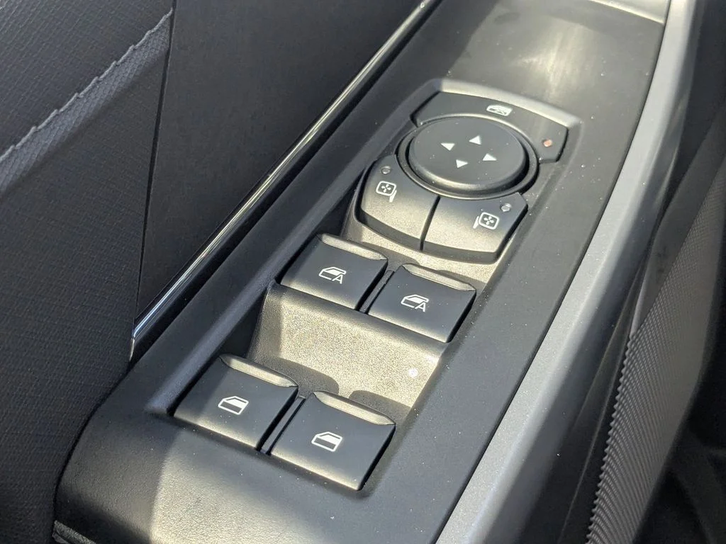 New 2026 Avalanche Ford XLT image 25
