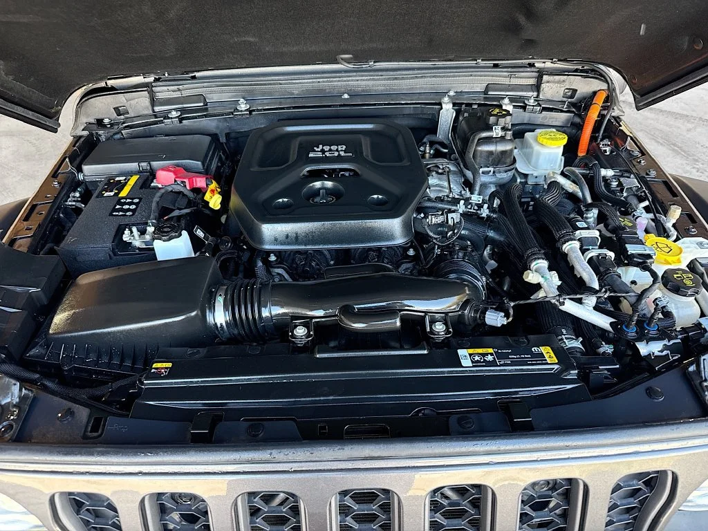 Used 2022 Gray Jeep Unlimited Rubicon 4xe image 34