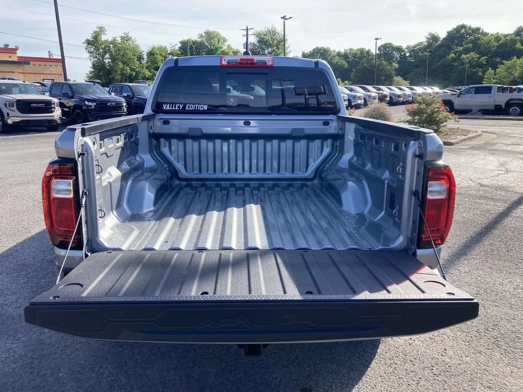 New 2026 Sterling Metallic GMC Elevation image 11