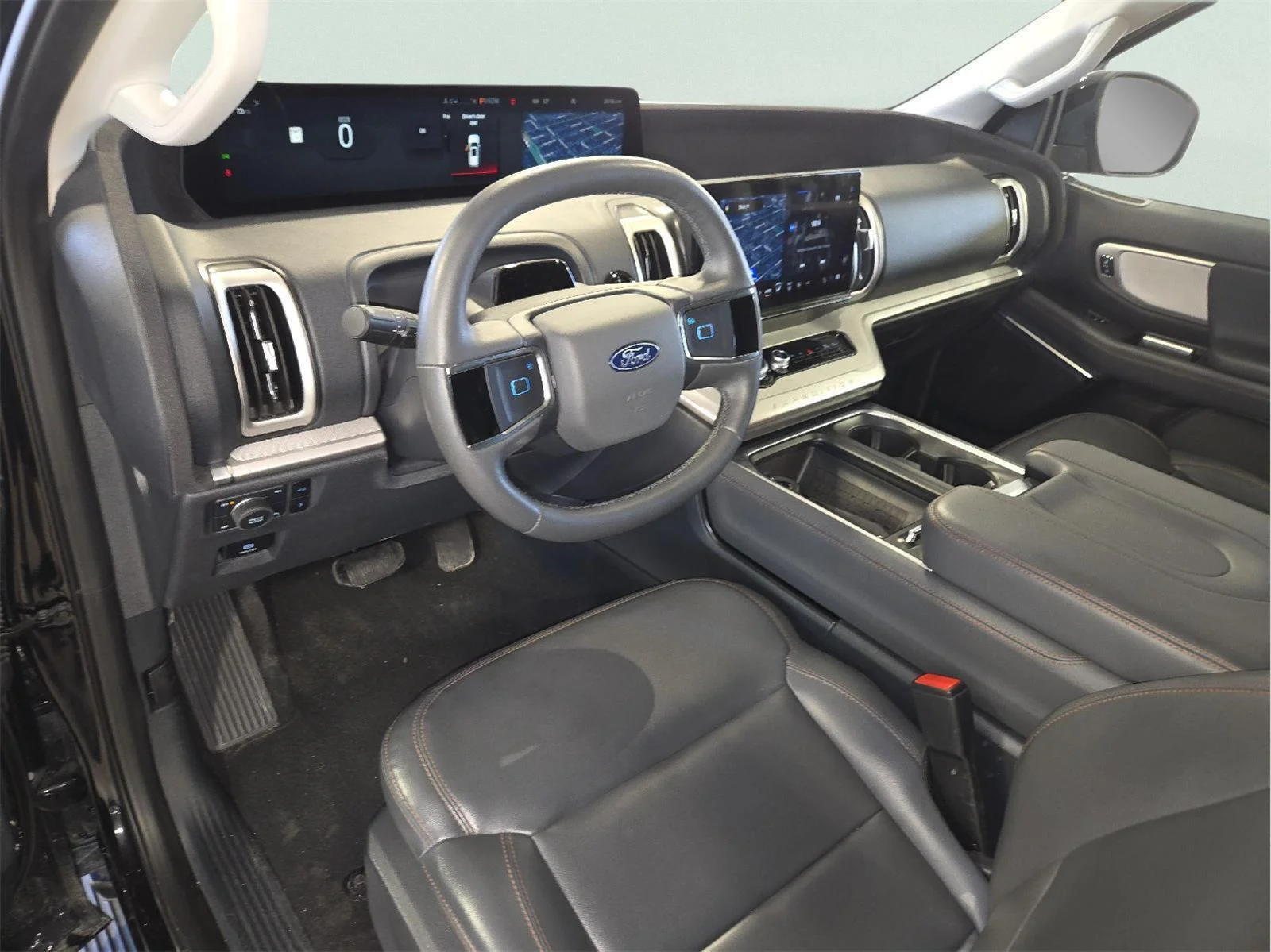 Used 2025 Agate Black Ford Active image 16