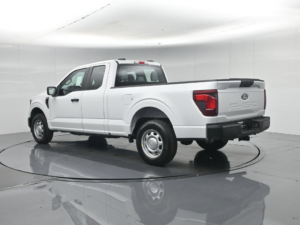 New 2026 Oxford White Ford XL image 6