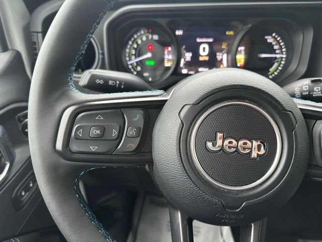 Used 2024 White Jeep Rubicon 4xe image 21