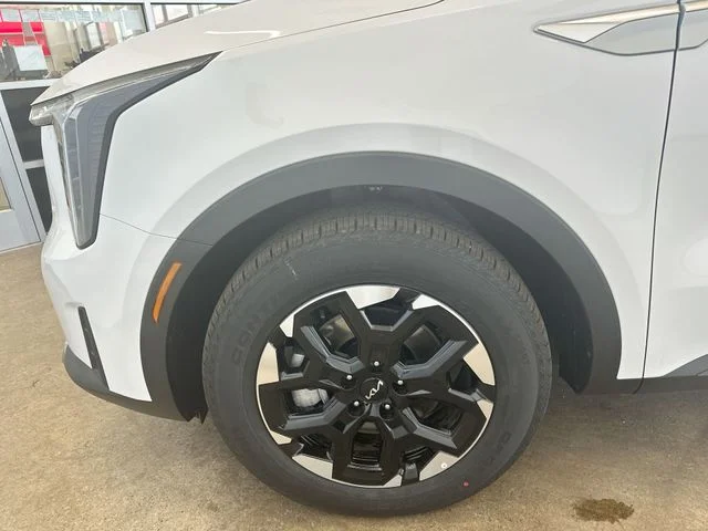 New 2026 Glacial White Pearl Kia S image 21