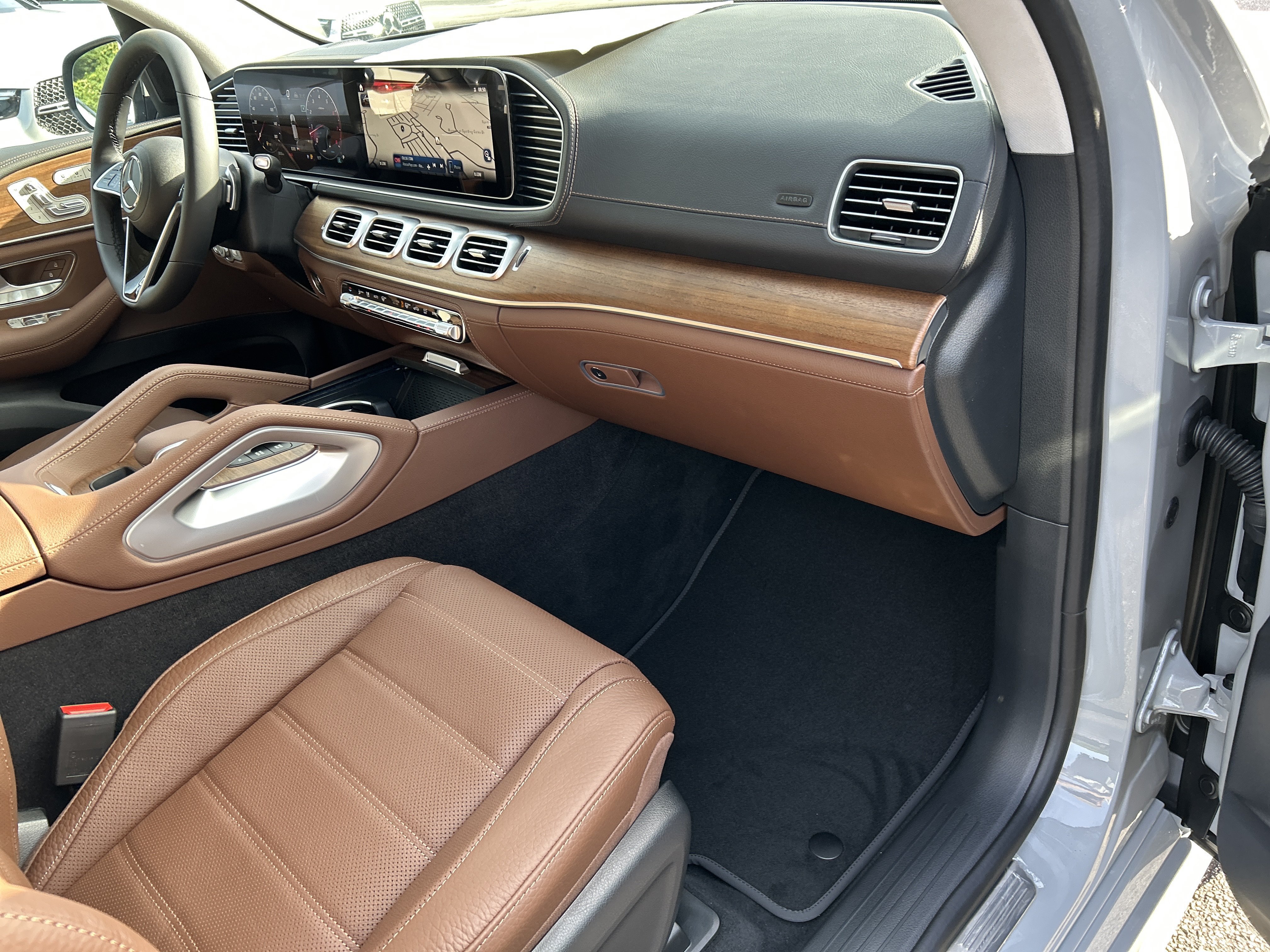 New 2026 MANUFAKTUR Alpine Grey Mercedes-Benz GLE 450 4MATIC® SUV image 42