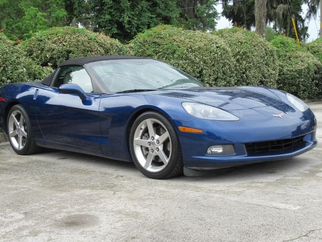 2005 Chevrolet Corvette Convertible's photo