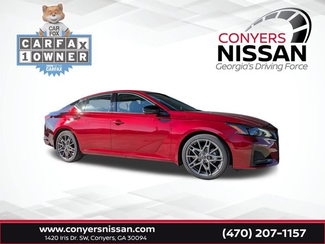 Used 2023 Red Nissan 2.0 SR image 1