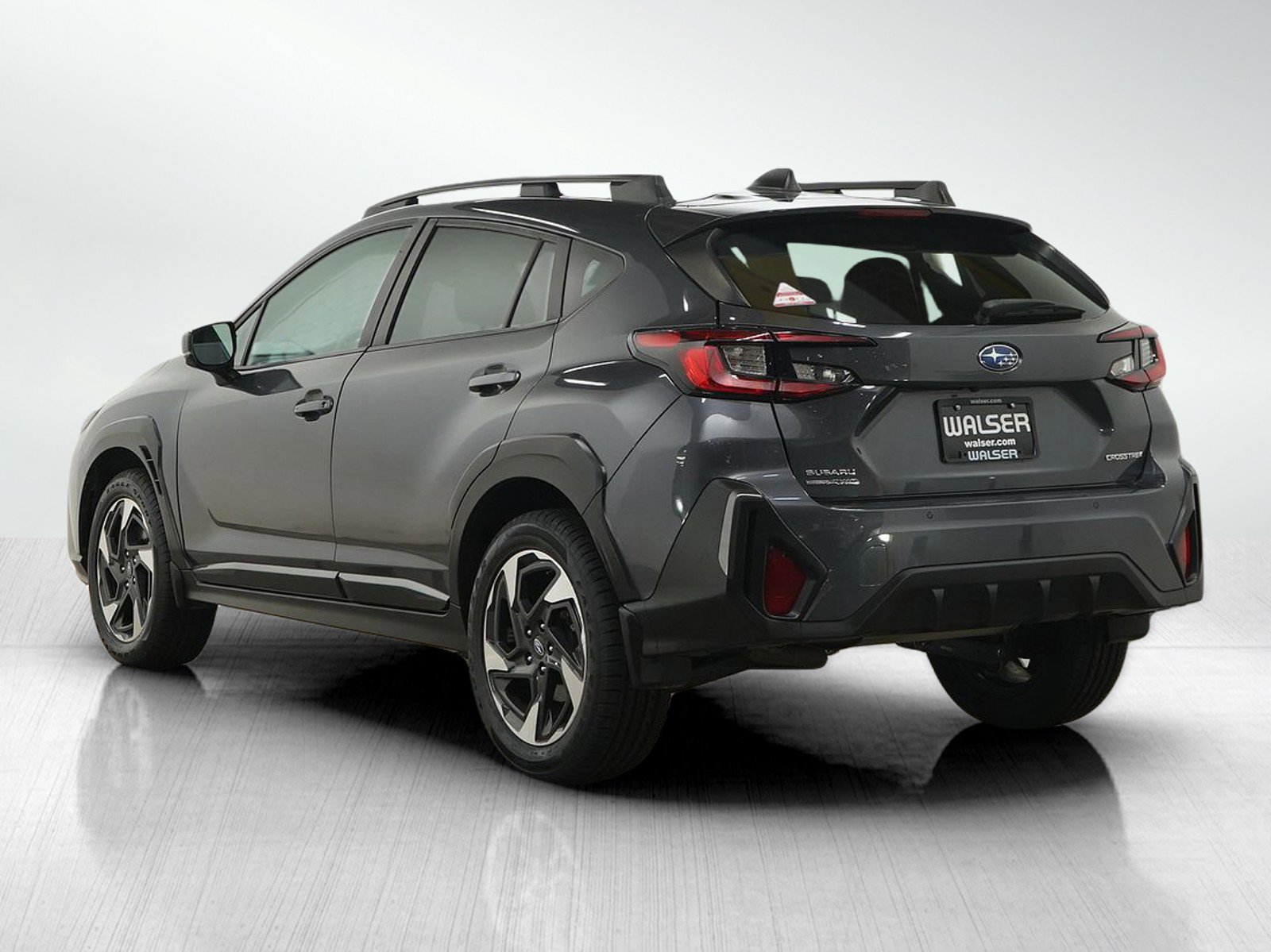 Used 2024 Magnetite Gray Metallic Subaru Limited image 4