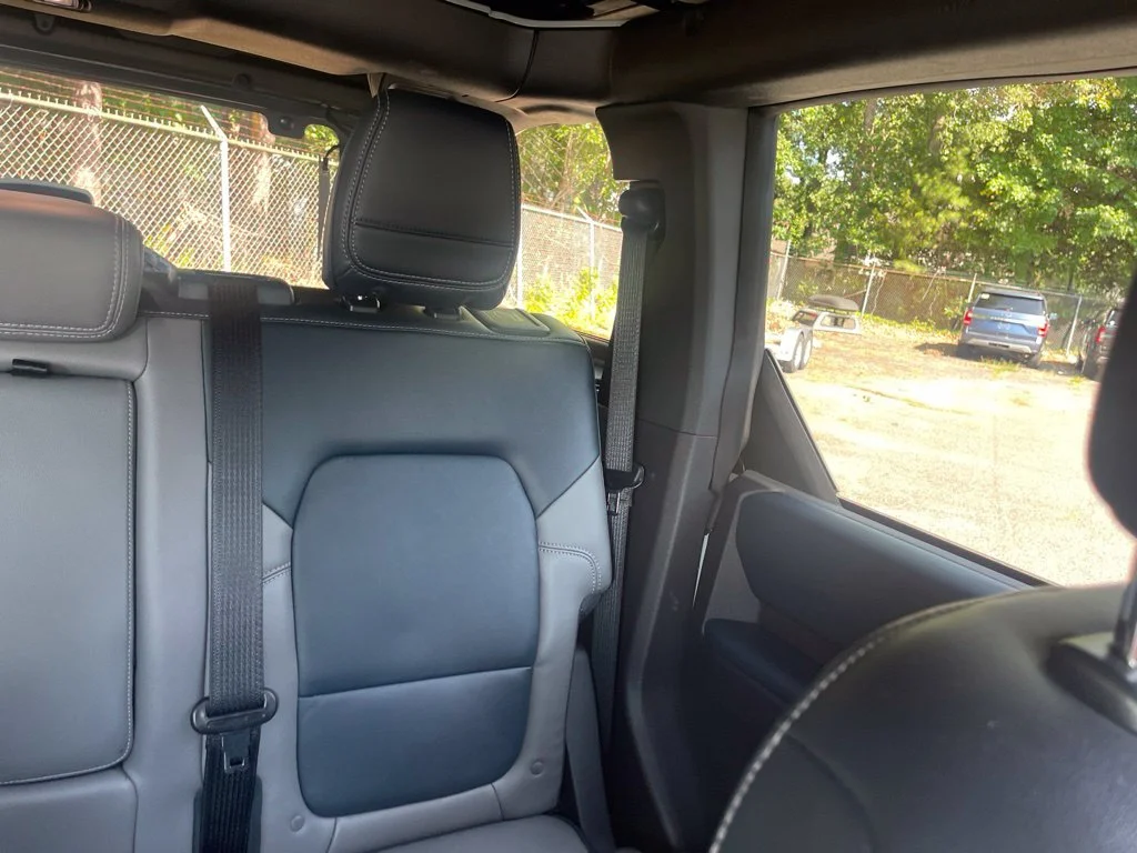 Used 2022 Green Ford Outer Banks image 14
