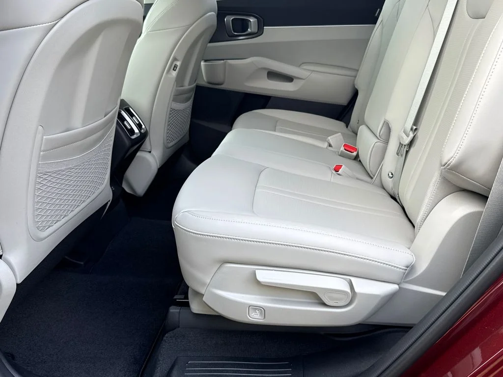 New 2025 Red Kia S image 20