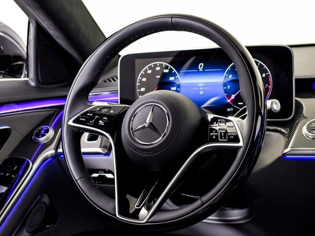 New 2026 MANUFAKTUR Graphite Metallic Mercedes-Benz S 580 image 71