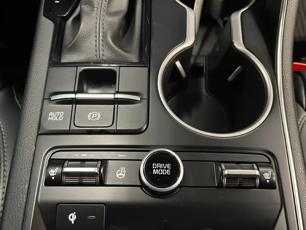 Used 2022 Black Kia GT-Line image 30