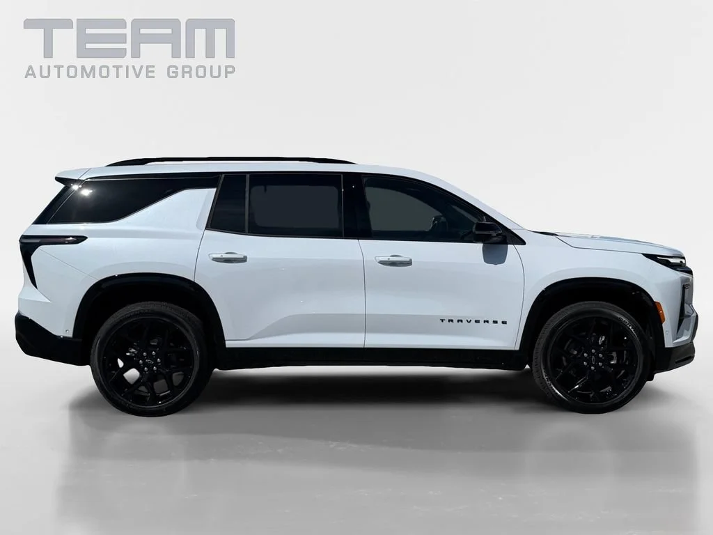 New 2026 Polar White Tricoat Chevrolet RS image 8