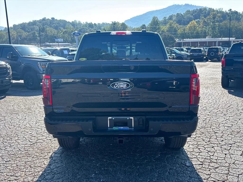 Used 2024 Black Ford XLT image 6