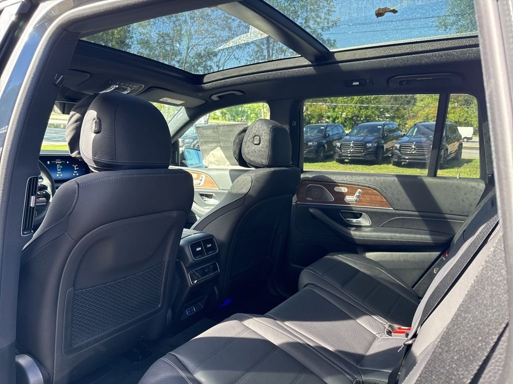 2026 Mercedes-Benz GLS Base - Photo 32