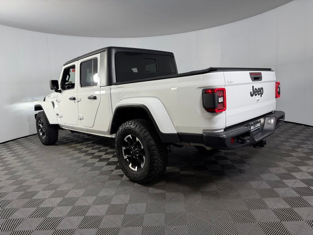 Used 2024 White Jeep Willys image 9