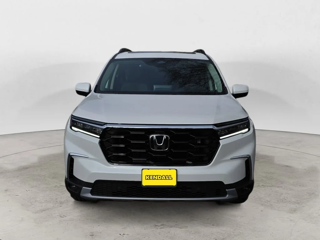 Certified Used 2025 Platinum White Pearl Honda Touring+ image 16
