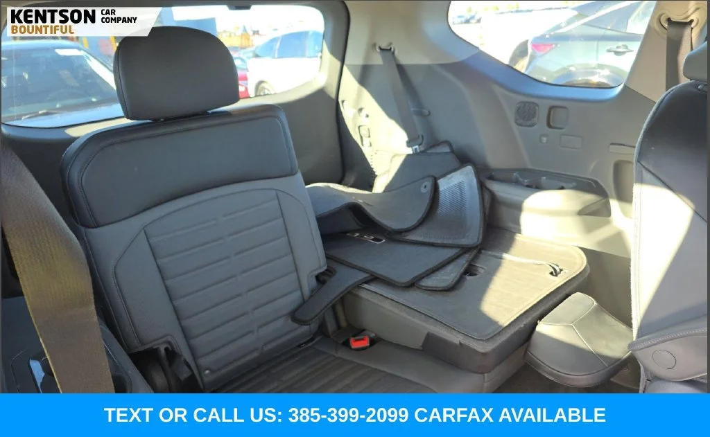 Used 2024 White Kia Land image 7