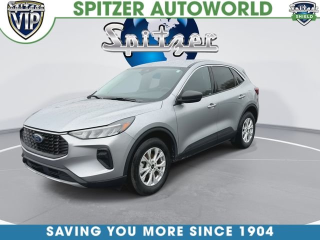 Used 2023 Silver Ford Active image 4