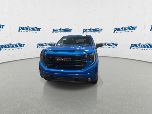 Used 2024 Blue GMC Elevation image 3