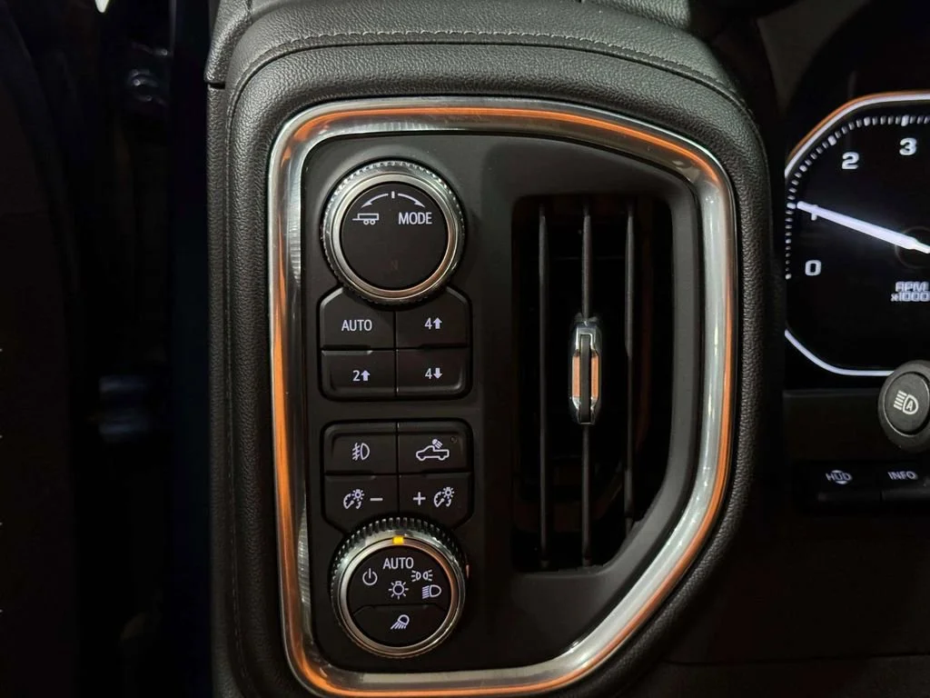 Used 2022 Pacific Blue Metallic GMC Denali image 19
