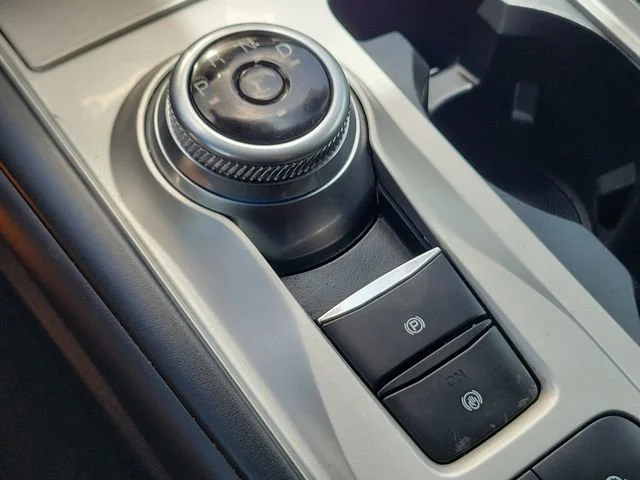 2023 Ford Explorer XLT - Photo 38