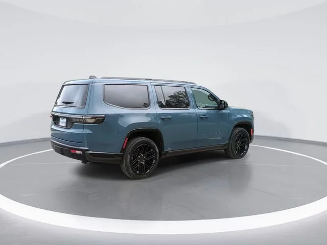 New 2026 Steel Blue Exterior Paint Jeep Limited Reserve image 8