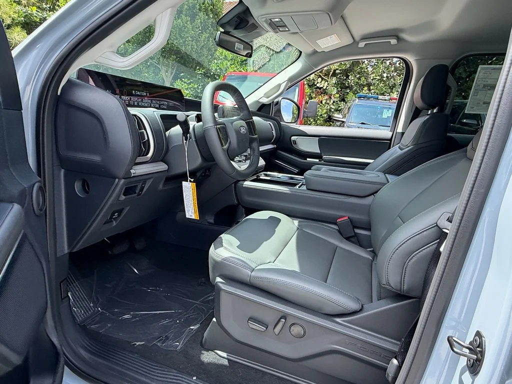 New 2027 Gray Ford Active image 11