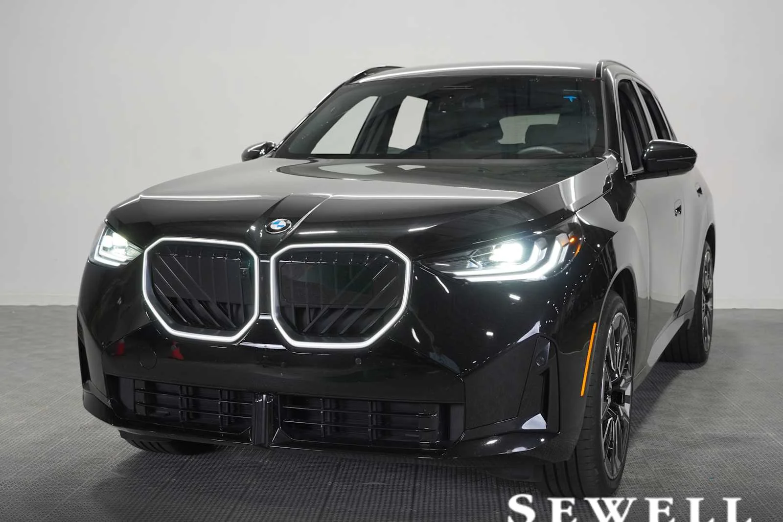 2025 BMW X3 30 XDRIVE's photo