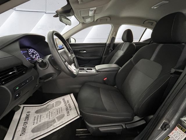 Used 2024 Gray Nissan SV image 7