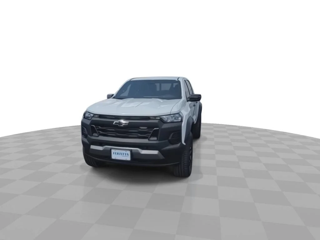 New 2026 Summit White Chevrolet Trail Boss image 3