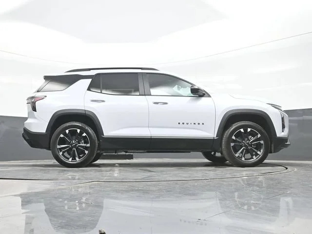 2027 Chevrolet Equinox RS - Photo 24