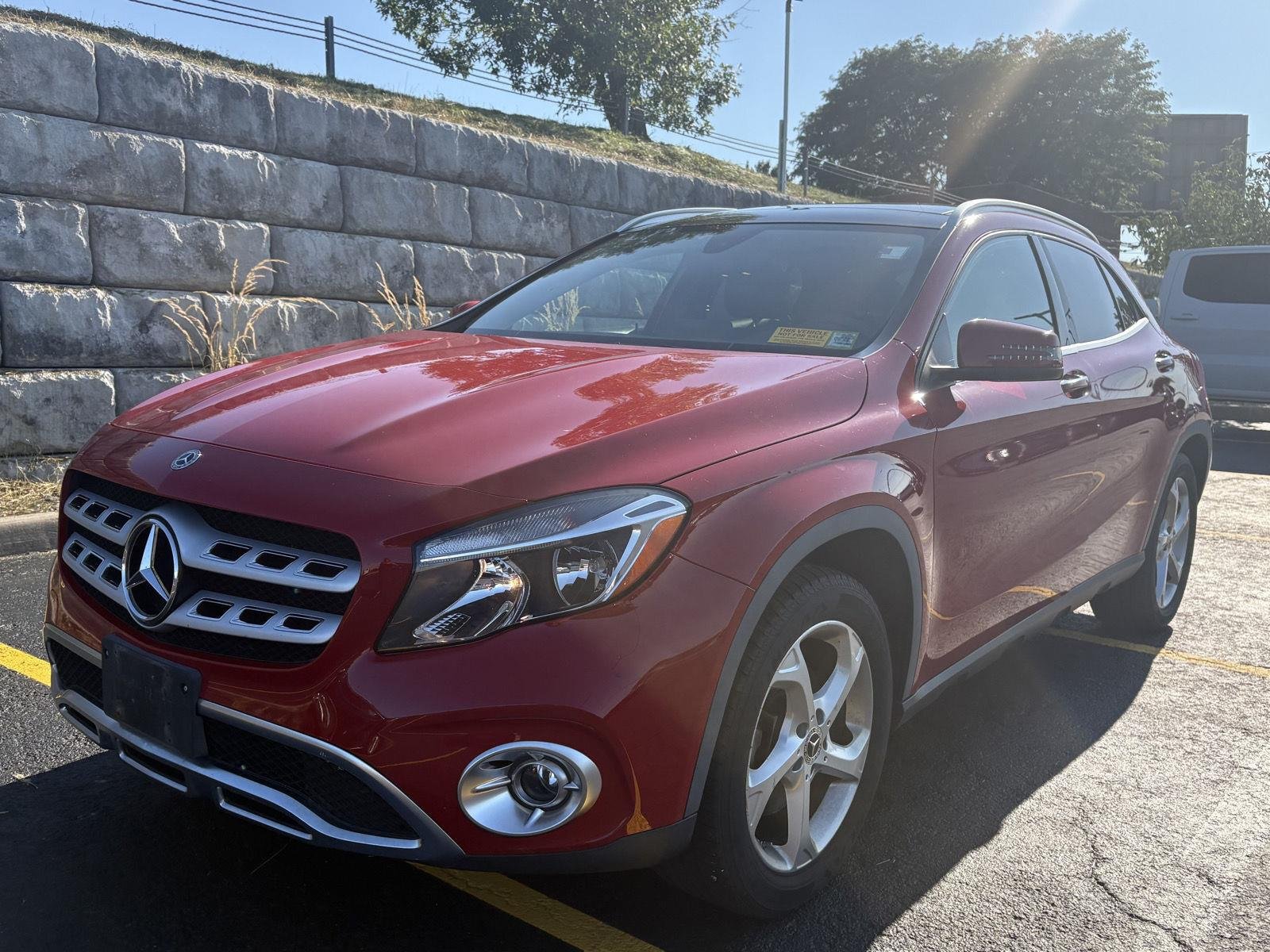 Used 2019 Jupiter Red Mercedes-Benz GLA 250 image 3