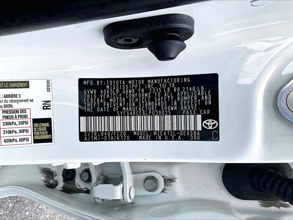 Used 2020 White Toyota SE image 36