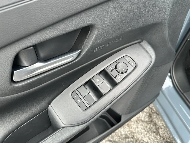 New 2027 Atlantic Gray Metallic Nissan SV image 24